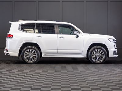 2024 Toyota Land Cruiser Amazon