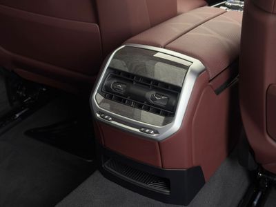 2024 BMW i7