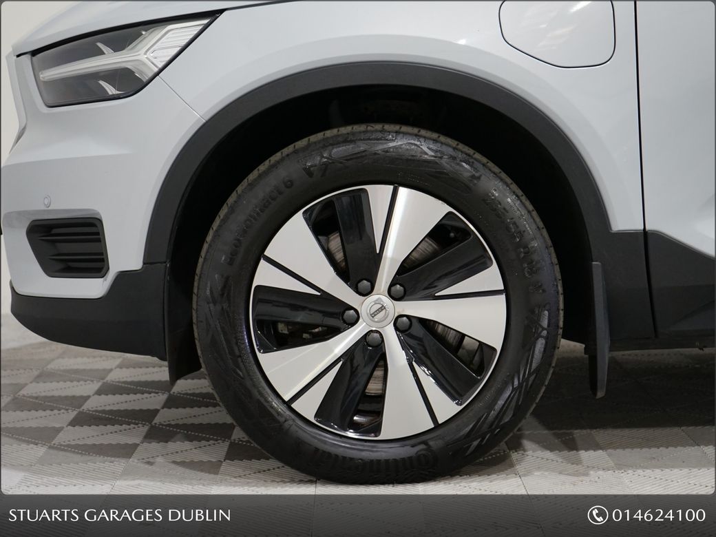 2021 Volvo XC40