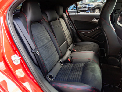 2016 Mercedes-Benz A 180