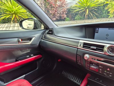 2018 Lexus GS 300H