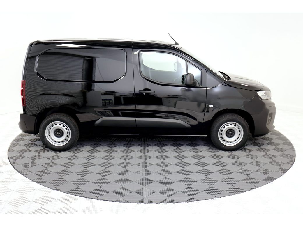 2025 Peugeot Partner