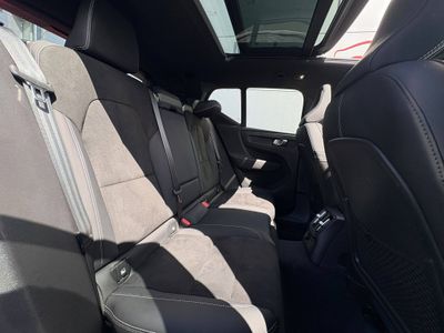 2023 Volvo XC40