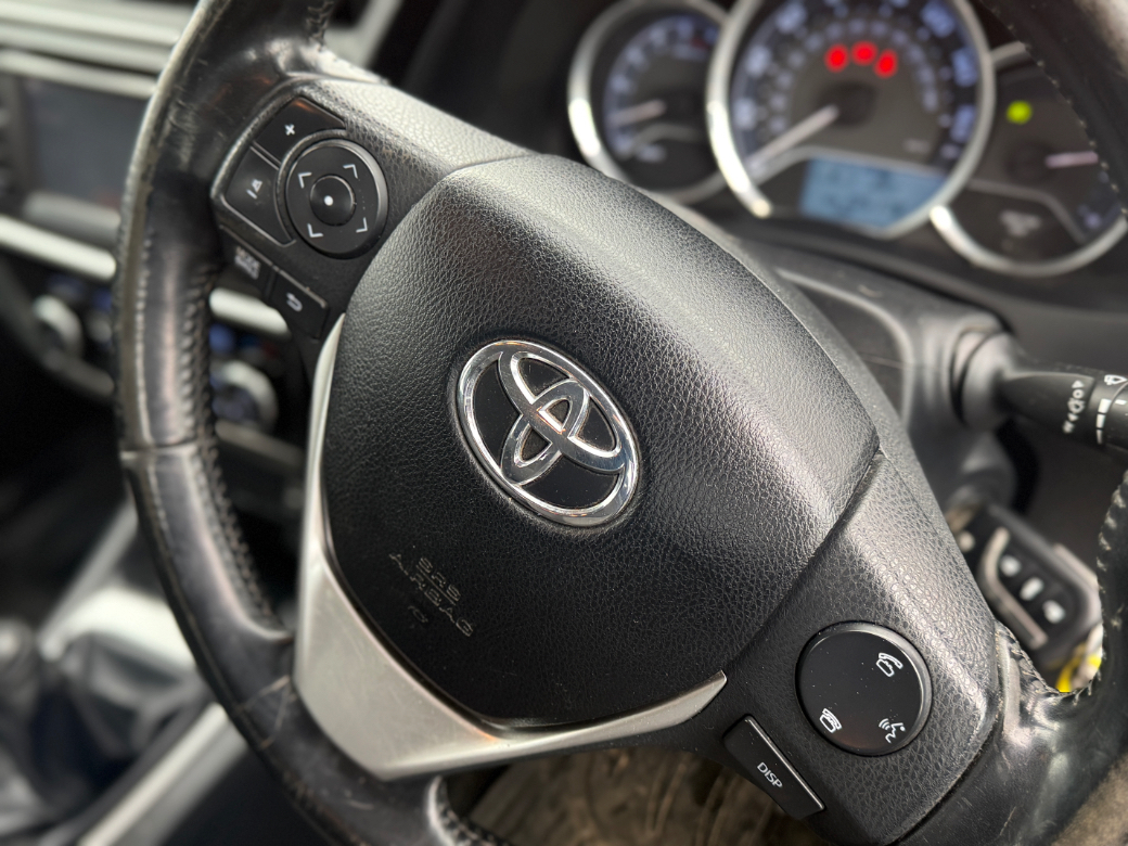 2013 Toyota Auris