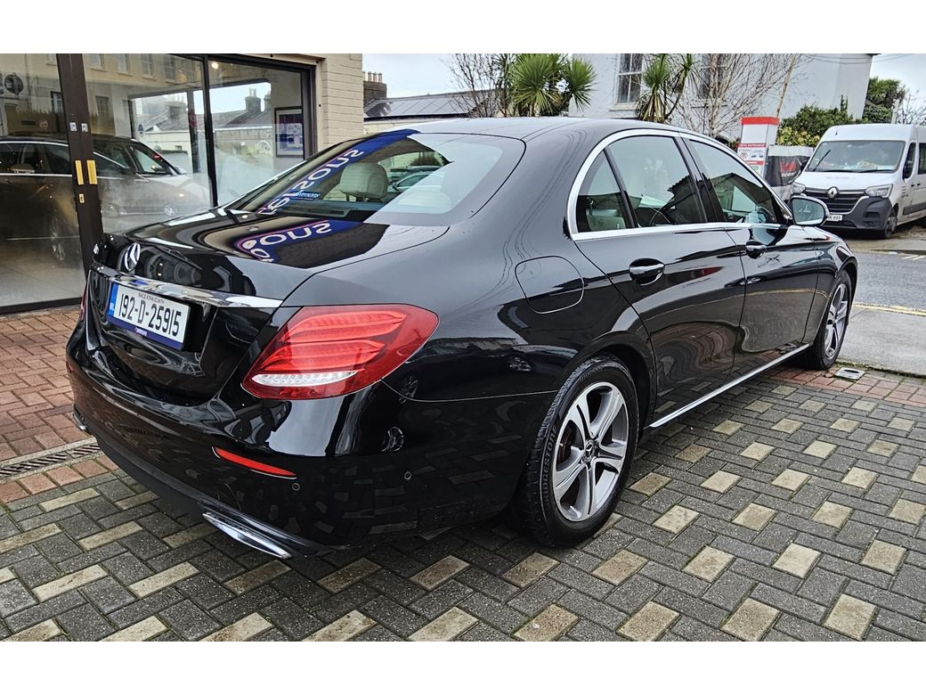 2019 Mercedes-Benz E 220