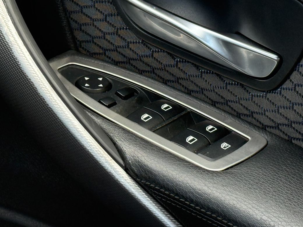 2014 BMW 3 Series