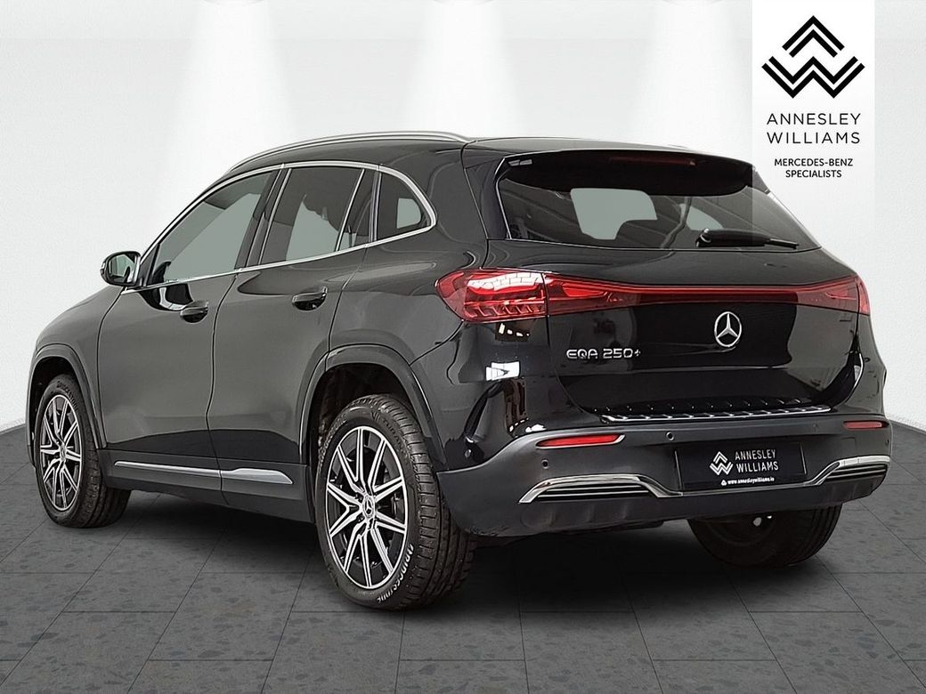 2025 Mercedes-Benz EQA