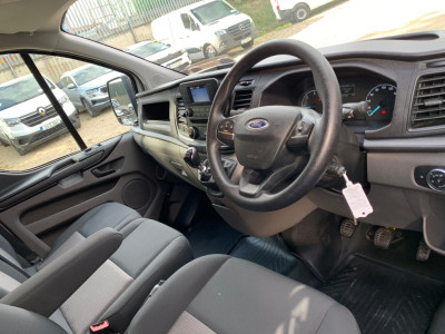 2023 Ford Transit Custom