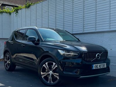 2022 Volvo XC40