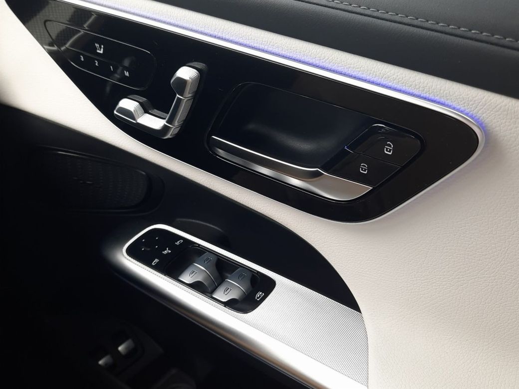 2024 Mercedes-Benz GLC Class