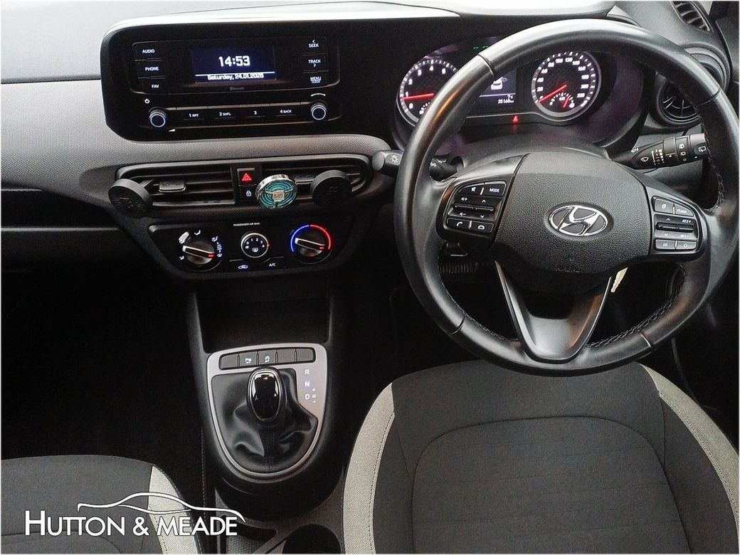 2022 Hyundai i10