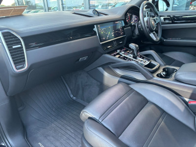 2022 Porsche Cayenne