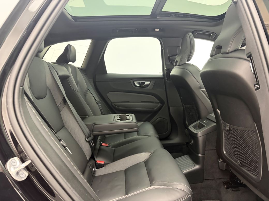 2025 Volvo XC60