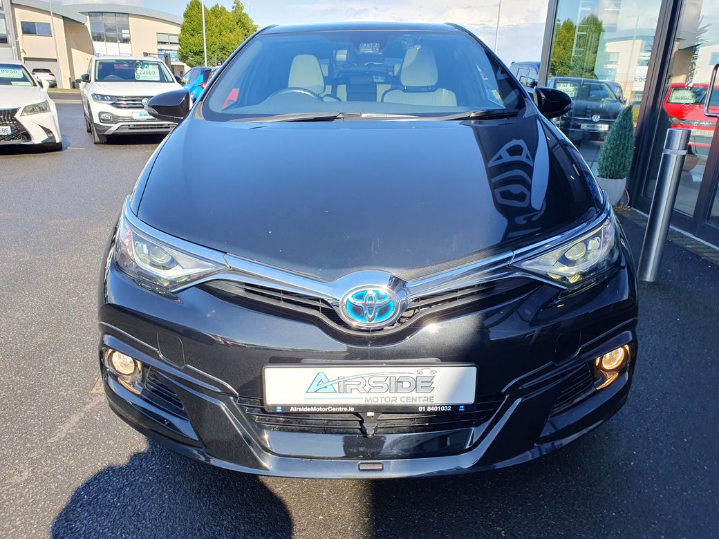 2017 Toyota Auris