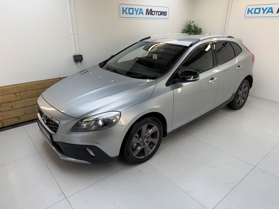 2016 Volvo V40