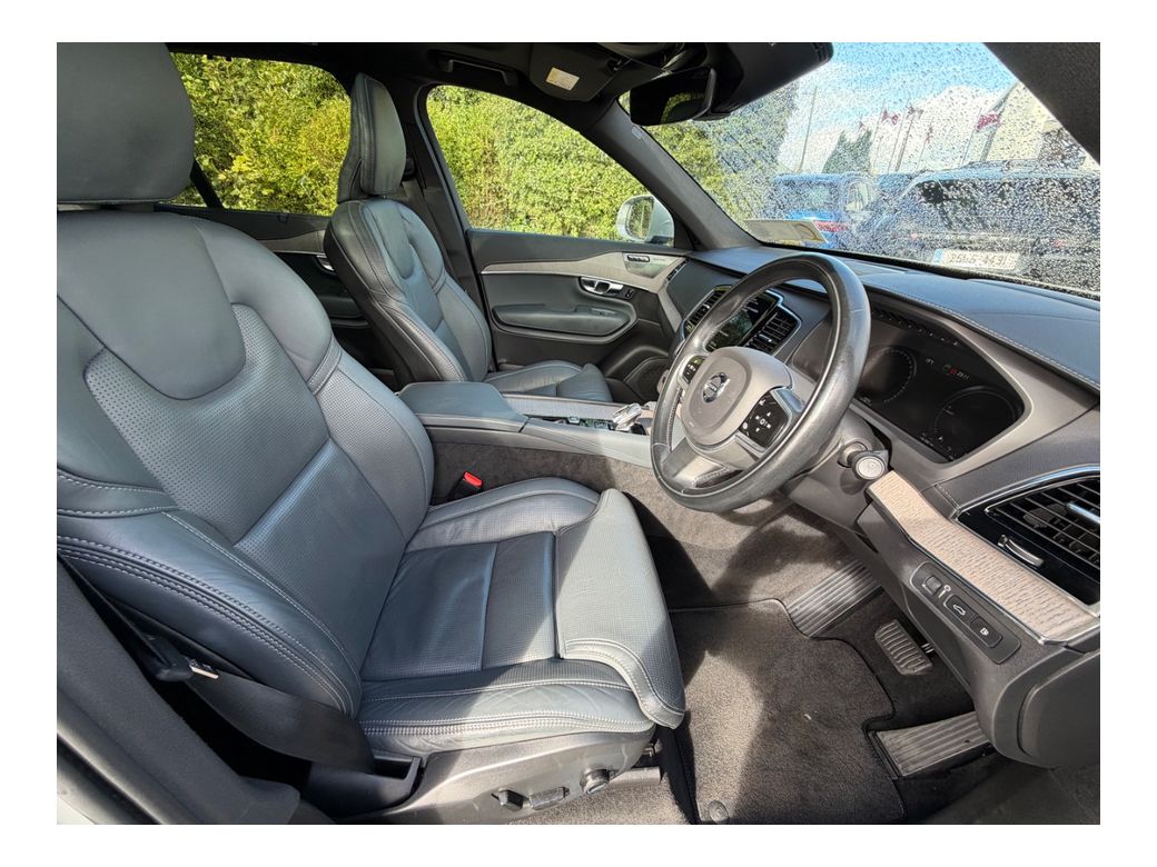 2022 Volvo XC90