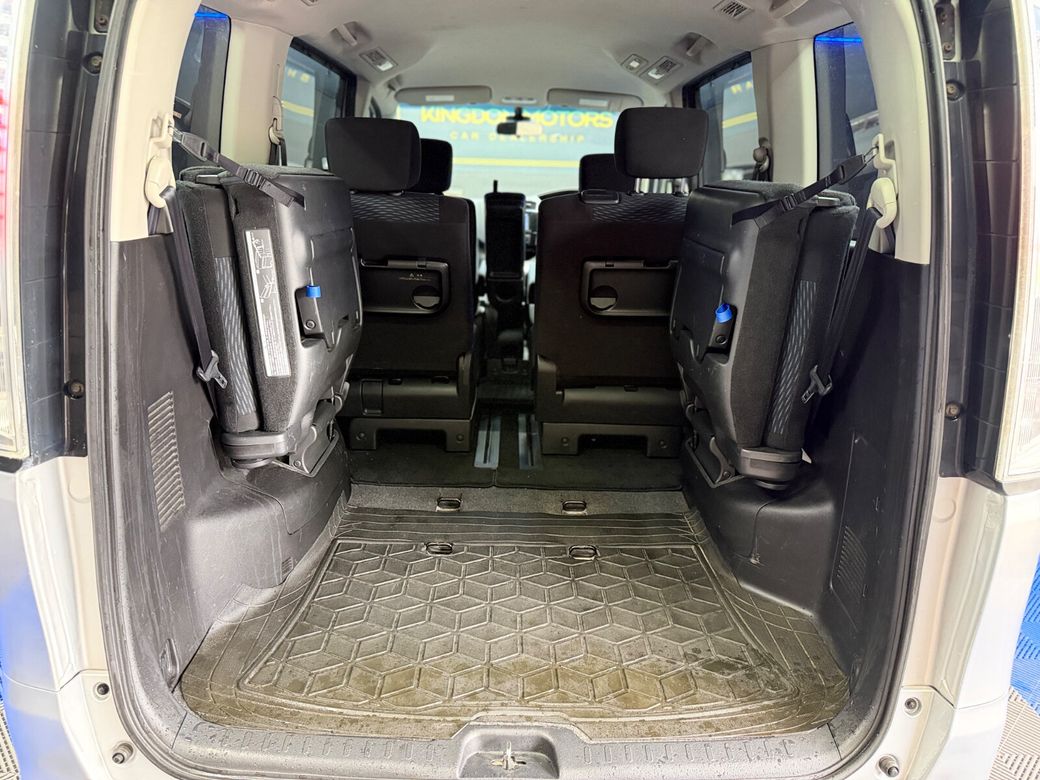2014 Nissan Serena