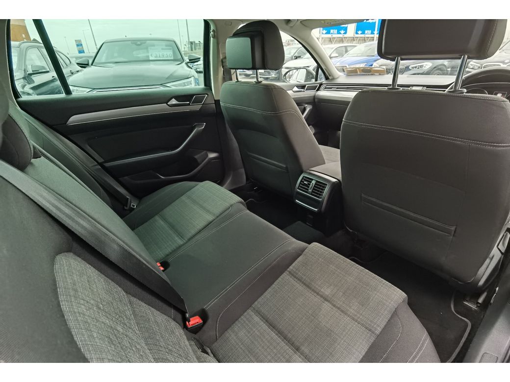 2021 Volkswagen Passat