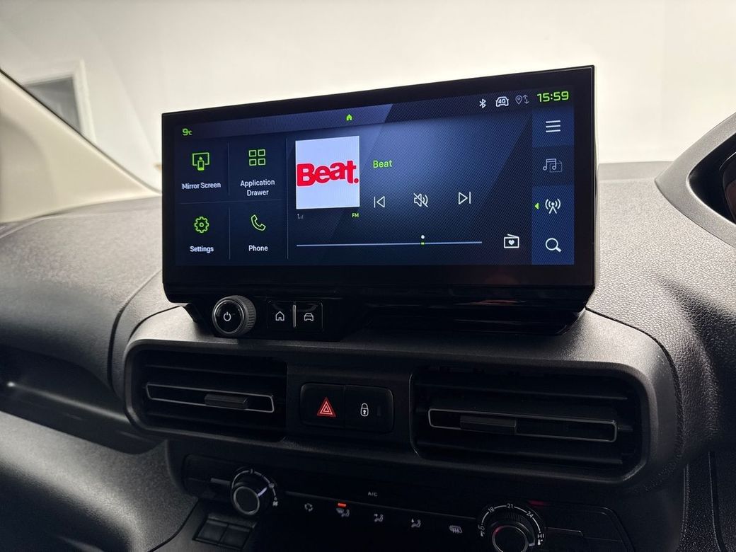 2025 Peugeot Partner