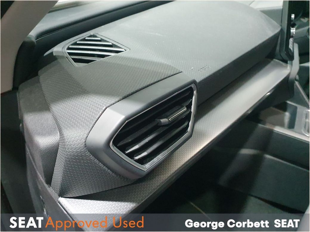 2022 SEAT Leon