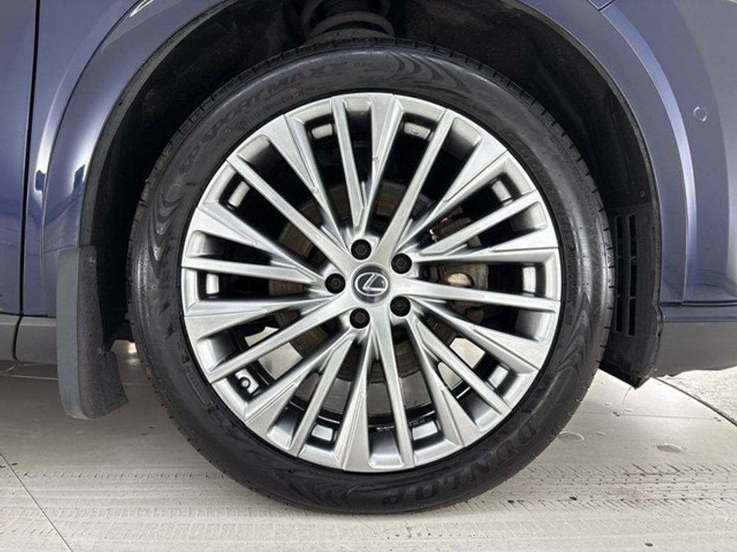 2023 Lexus RX450h+