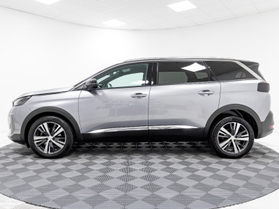 2024 Peugeot 5008
