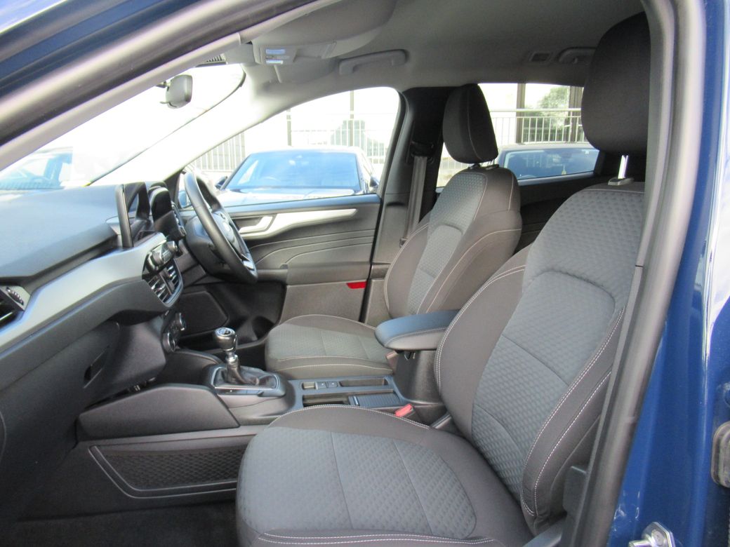 2022 Ford Kuga