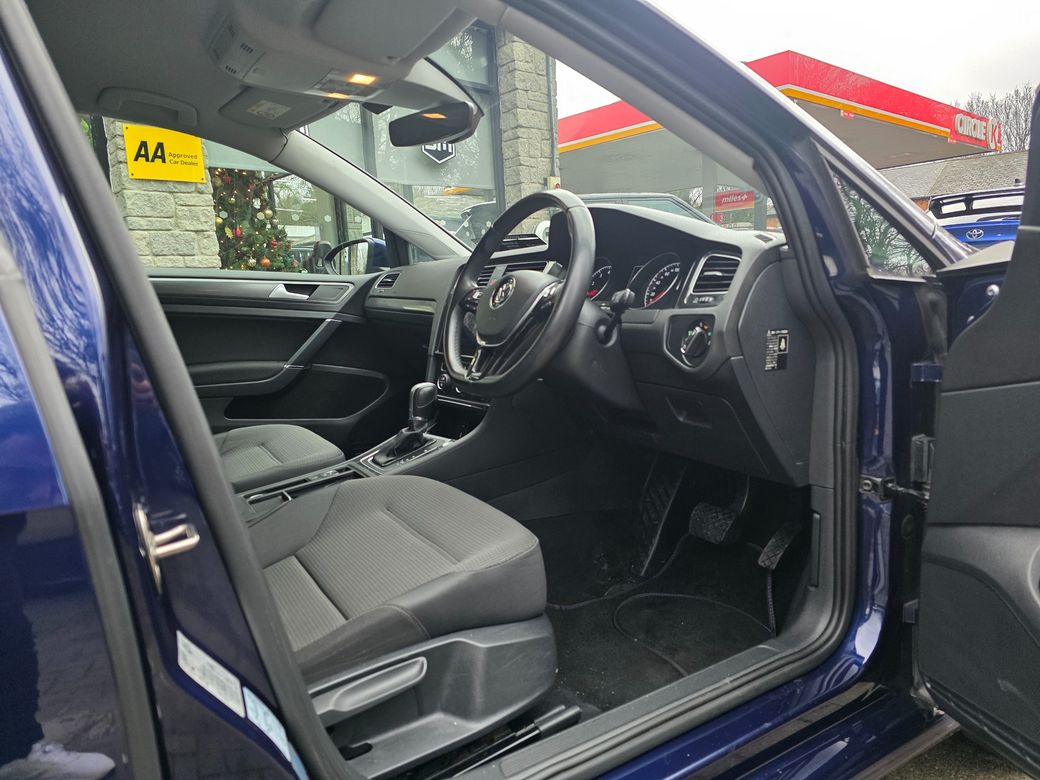 2017 Volkswagen Golf