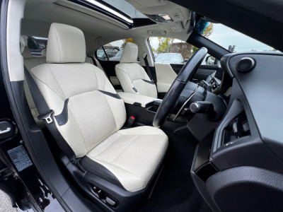 2022 Lexus ES 300h