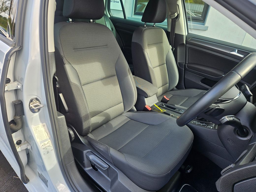 2017 Volkswagen Golf