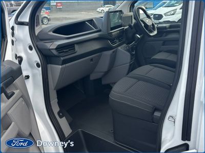 2025 Ford Transit Custom