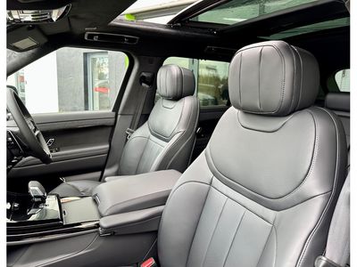 2026 Land Rover Range Rover Sport