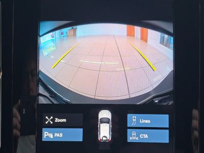2022 Volvo XC40