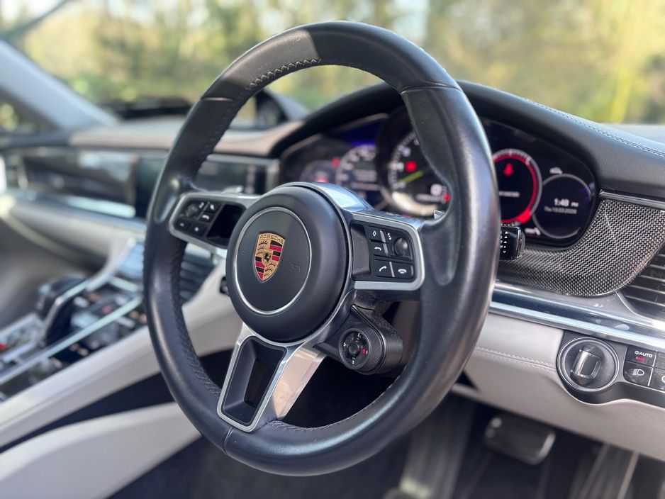 2019 Porsche Panamera