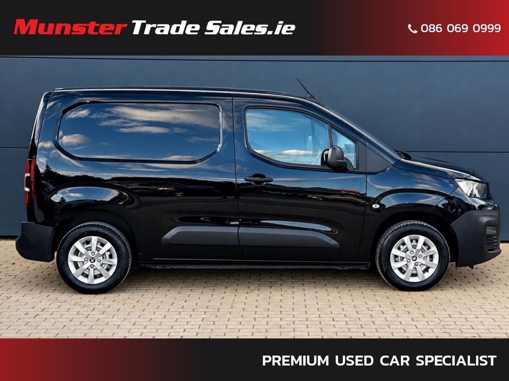2023 Peugeot Partner