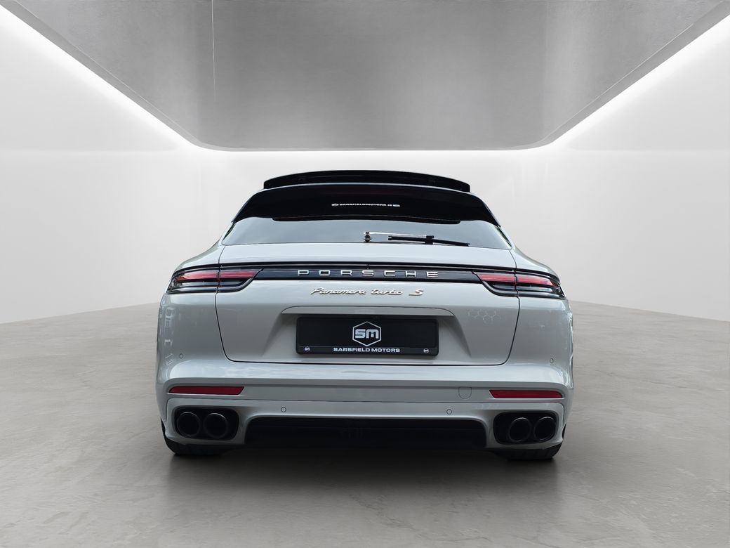 2019 Porsche Panamera