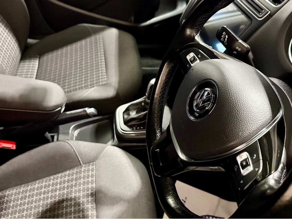 2017 Volkswagen Polo