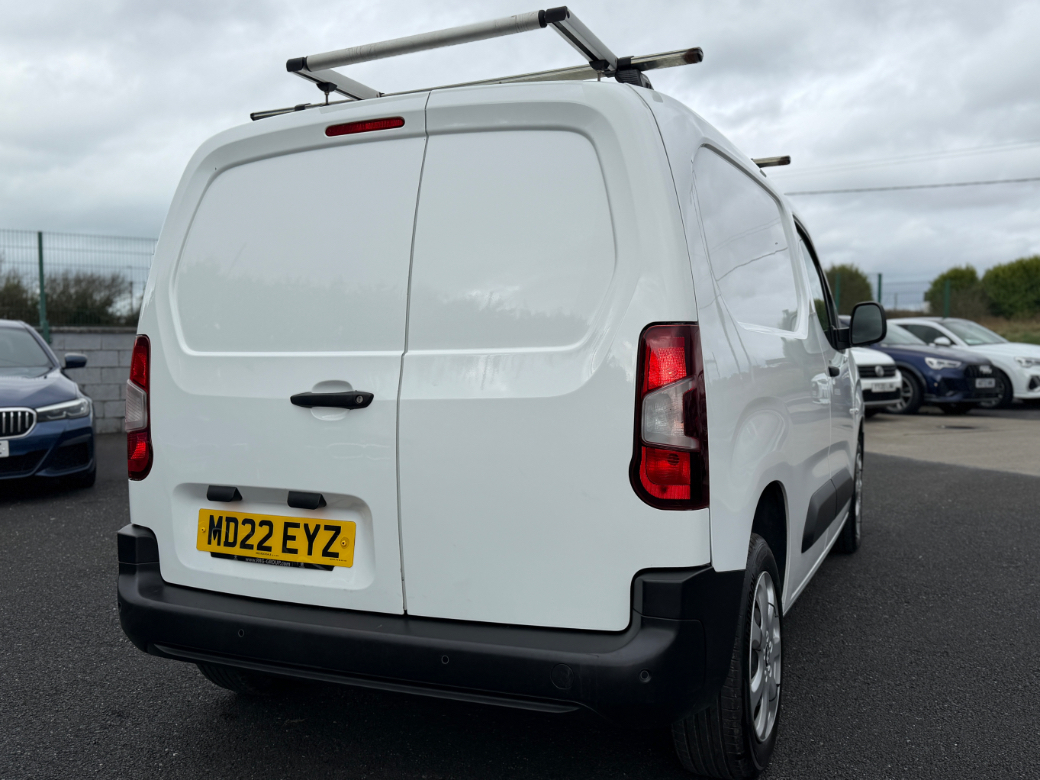 2022 Peugeot Partner