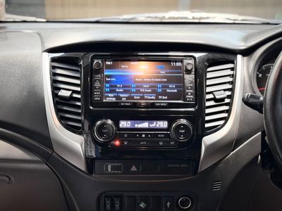 2016 Mitsubishi L200