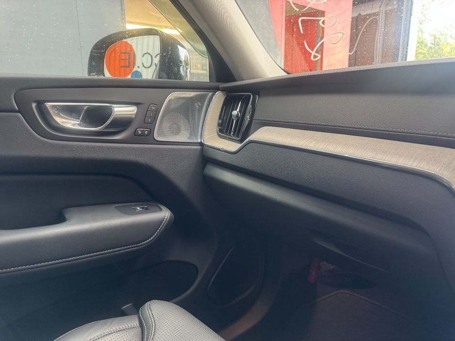2022 Volvo XC60