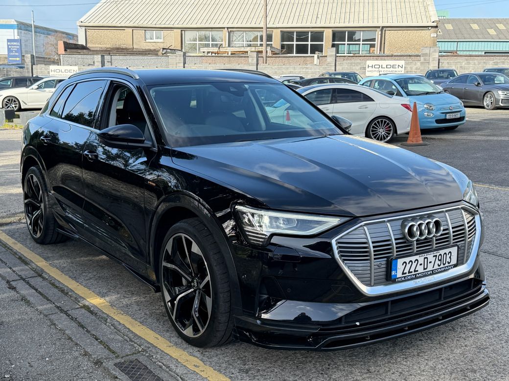 2022 Audi e-tron