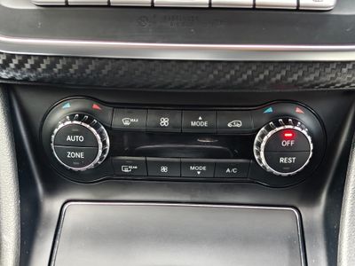 2017 Mercedes-Benz A 180