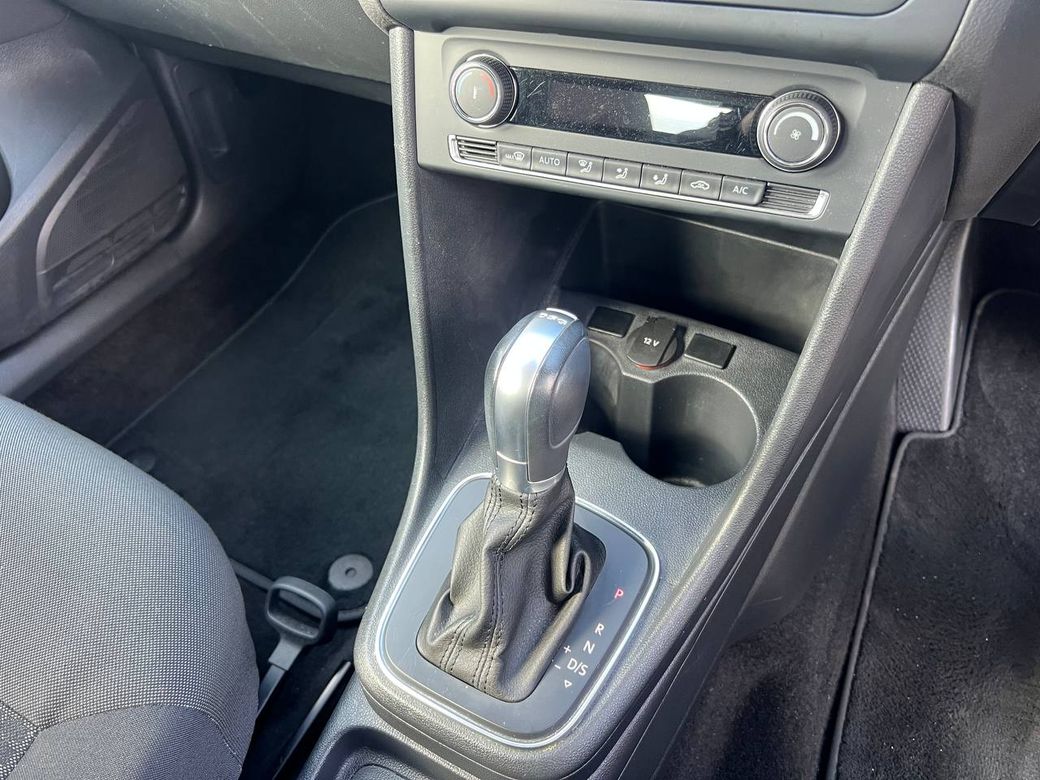 2017 Volkswagen Polo