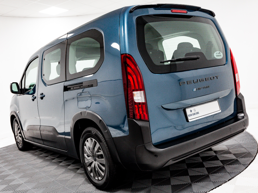 2025 Peugeot Rifter