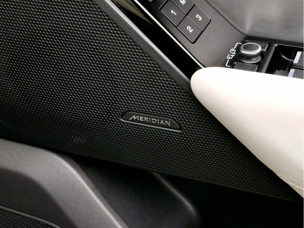 2022 Land Rover Range Rover Velar