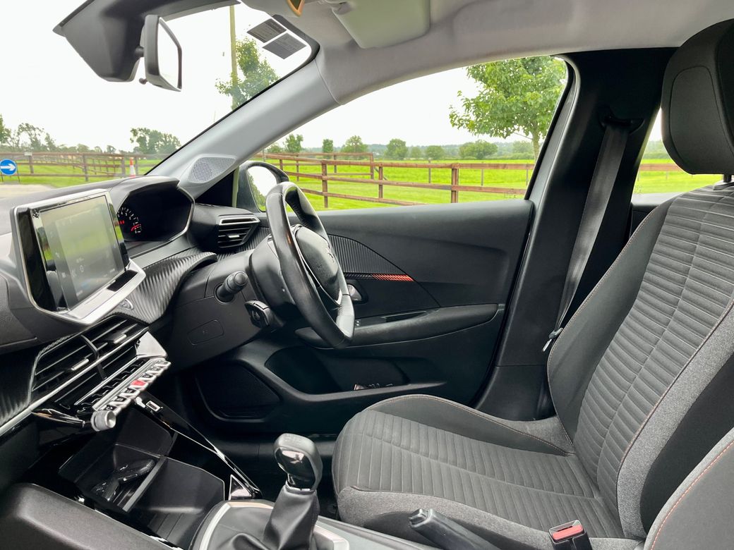 2020 Peugeot 208