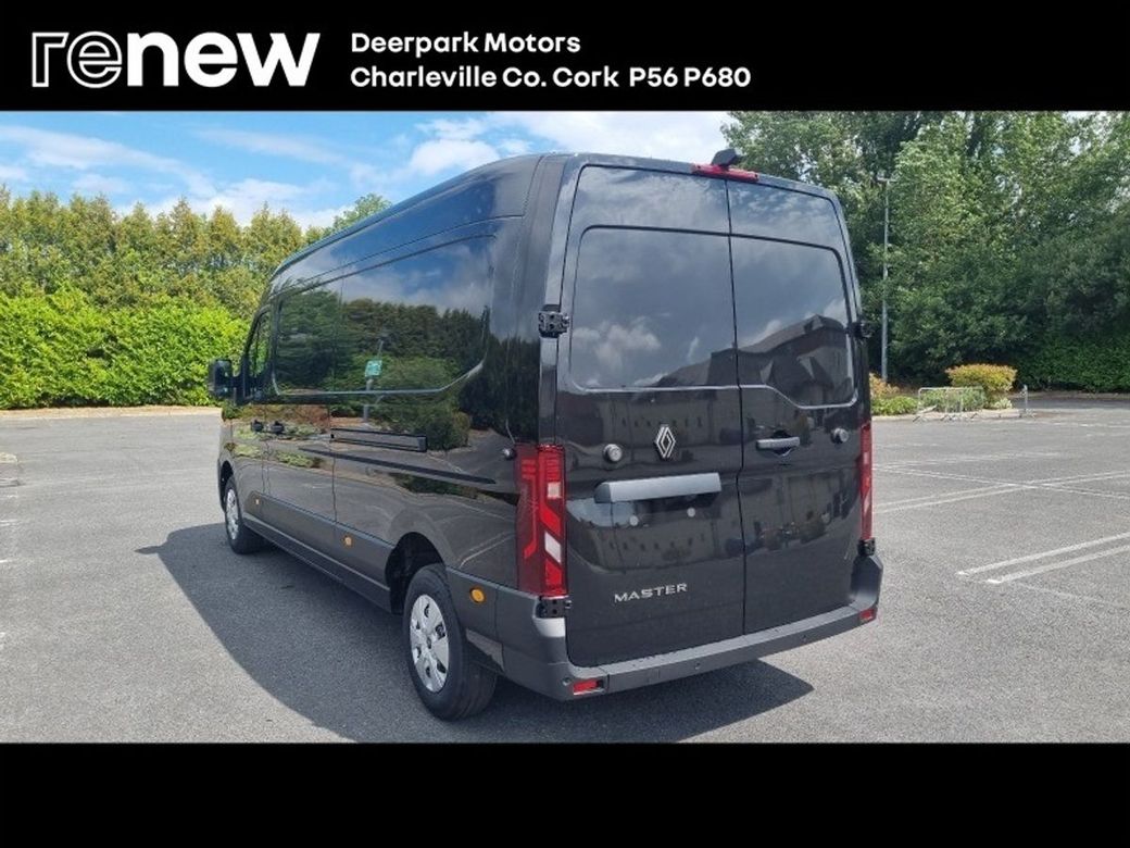 2026 Renault Master