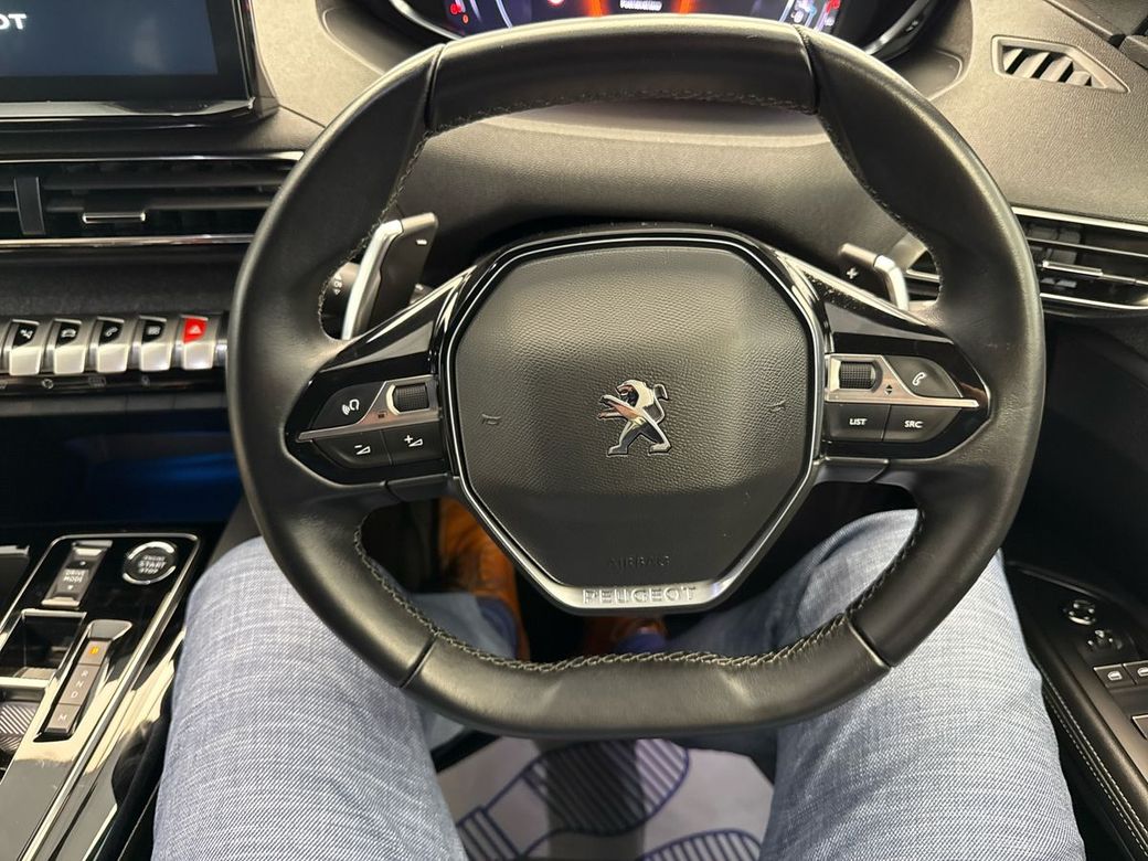 2023 Peugeot 5008
