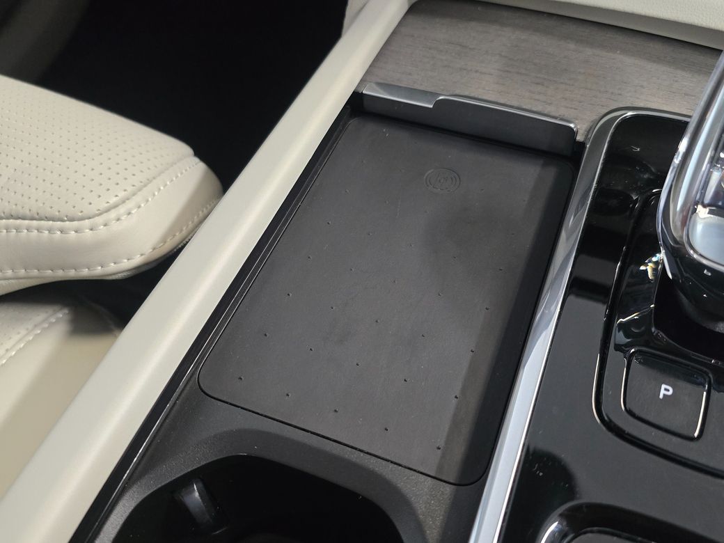 2023 Volvo XC90