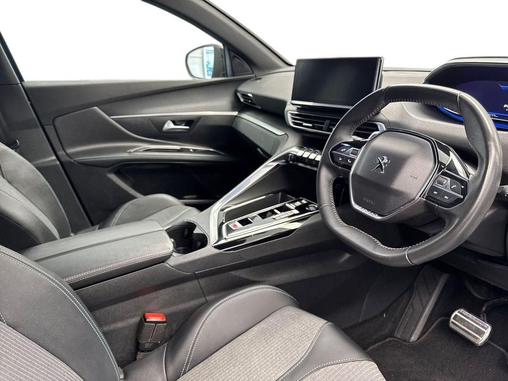 2024 Peugeot 5008